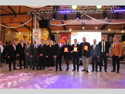 MESLEKTE 25. YILINI DOLDURAN AVUKATLARIMIZA PLAKET TAKDİM EDİLDİ