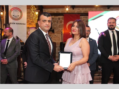 MESLEKTE 30. YILINI DOLDURAN AVUKATLARIMIZA PLAKET TAKDİM EDİLDİ
