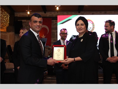 MESLEKTE 25. YILINI DOLDURAN AVUKATLARIMIZA PLAKET TAKDİM EDİLDİ
