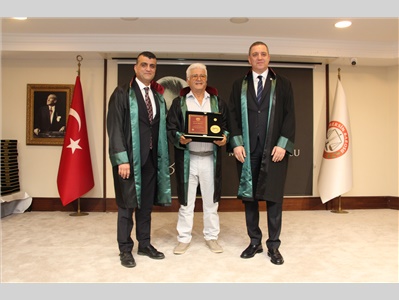 MESLEKTE 40, 50 VE 60 YILINI DOLDURAN DUAYEN AVUKATLARIMIZA, TBB ONUR PLAKETLERİ TAKDİM EDİLDİ