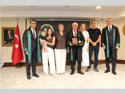 MESLEKTE 40, 50 VE 60 YILINI DOLDURAN DUAYEN AVUKATLARIMIZA, TBB ONUR PLAKETLERİ TAKDİM EDİLDİ