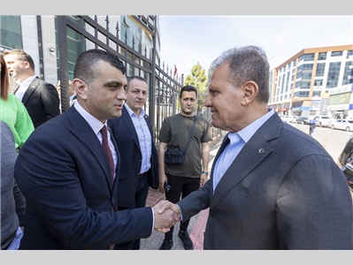 MERSİN BÜYÜKŞEHİR BELEDİYE BAŞKANI SAYIN VAHAP SEÇER BAROMUZU ZİYARET ETTİ