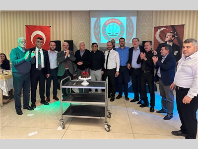 BARO YÖNETİMİMİZ, TARSUS’TA AVUKATLARIMIZLA DAYANIŞMA YEMEĞİNDE BİR ARAYA GELDİ