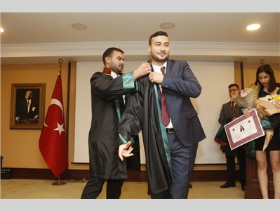 5 STAJYER AVUKATIMIZ CÜBBE GİYDİ