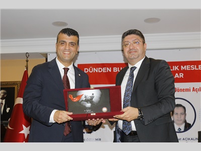 MERSİN BAROSU STAJ EĞİTİM MERKEZİ 2023-2024 YILI EĞİTİM DÖNEMİ AÇILIŞ DERSİ YAPILDI