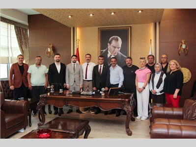 ANAHTAR PARTİ MERSİN İL YÖNETİMİNDEN BARO BAŞKANIMIZ AV. GAZİ ÖZDEMİR’E ZİYARET