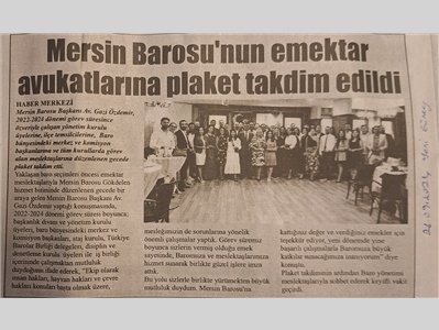 Mersin Barosu'nun emektar avukatlarına plaket
