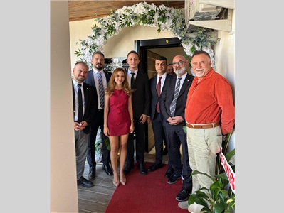 MESLEKTAŞIMIZIN OFİS AÇILIŞINA KATILDIK