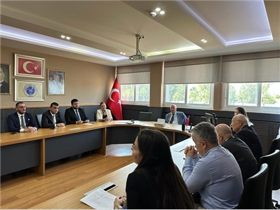 ÇAĞ ÜNİVERSİTESİ'NE ZİYARET