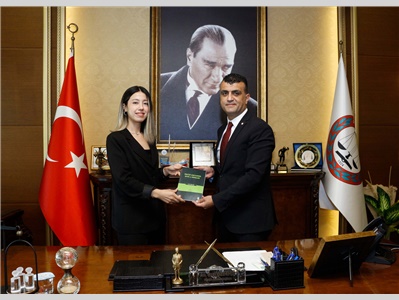 MESLEKTAŞIMIZDAN KÜTÜPHANEMİZE KİTAP HEDİYESİ