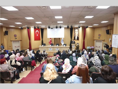 KADIN HAKLARI MERKEZİMİZ, “ŞİDDETİN ÖNLENMESİ VE AİLE İÇİ İLETİŞİM” KONULU PANELDE KONUŞMACI OLARAK YER ALDI