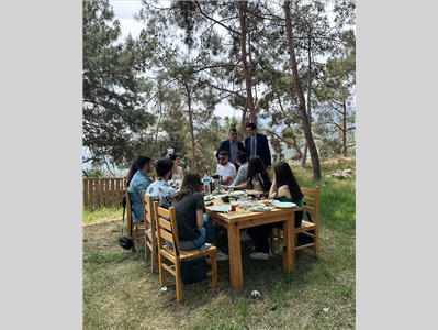 BARO YÖNETİMİMİZ VE STAJYER AVUKATLARIMIZ KAHVALTIDA BİR ARAYA GELDİ