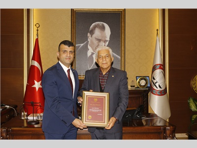 AV. EDİP ÖZGENÇ'E MESLEKTE 50. YIL PLAKETİ TAKDİM EDİLDİ