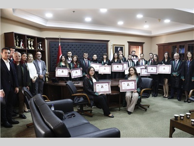17 STAJYER AVUKATIMIZ CÜBBE GİYDİ