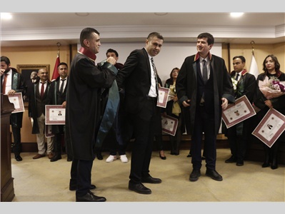 17 STAJYER AVUKATIMIZ CÜBBE GİYDİ