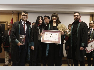 17 STAJYER AVUKATIMIZ CÜBBE GİYDİ