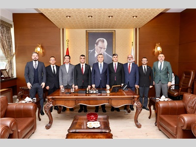 MERSİN VALİSİ SAYIN ATİLLA TOROS VE AKDENİZ KAYMAKAMI SAYIN ZEYİT ŞENER’DEN BARO BAŞKANIMIZ AV. GAZİ ÖZDEMİR’E NEZAKET ZİYARETİ