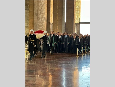 TBB YÖNETİMİ VE BARO BAŞKANLARI ATA’MIZIN HUZURUNA ÇIKTI