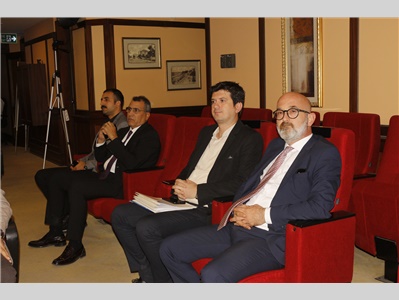 MERSİN BAROSU ‘EŞİTLİK DİLDE BAŞLAR’ EĞİTİMİ DÜZENLEDİ