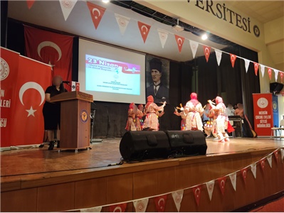 ÇOCUK HAKLARI MERKEZİMİZ, MERSİN ÇOCUK EVLERİ SİTESİ'NDE KALAN ÇOCUKLARIMIZIN 23 NİSAN GÖSTERİSİNE KATILDI