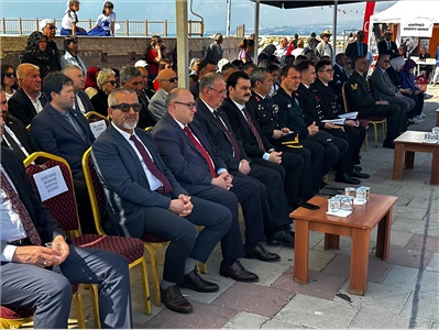 İLÇE TEMSİLCİLİKLERİMİZ 23 NİSAN TÖRNİNE KATILDI