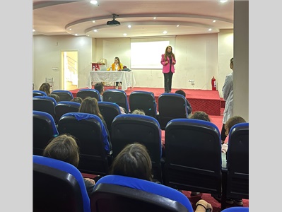 TARSUS'TA ÖĞRENCİLERE ÇOCUK HAKLARI VE VE AVUKATLIK MESLEĞİ ANLATILDI