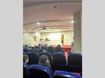 TARSUS'TA ÖĞRENCİLERE ÇOCUK HAKLARI VE VE AVUKATLIK MESLEĞİ ANLATILDI
