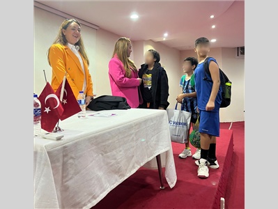 TARSUS'TA ÖĞRENCİLERE ÇOCUK HAKLARI VE VE AVUKATLIK MESLEĞİ ANLATILDI