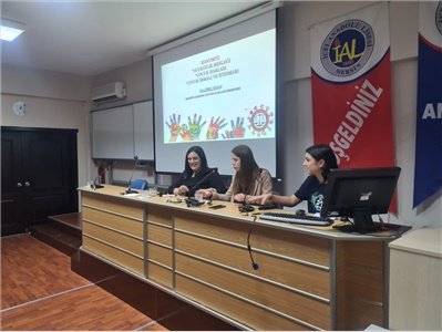 İÇEL ANADOLU LİSESİ'NDE ÇOCUKLARA HAKLARI VE AVUKATLIK MESLEĞİ ANLATILDI