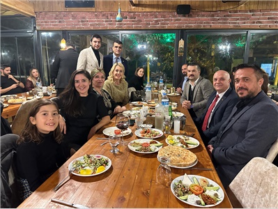 BARO YÖNETİMİMİZ, ANAMUR  DA DÜZENLENEN GECEDE AVUKATLARIMIZLA BİR ARAYA GELDİ