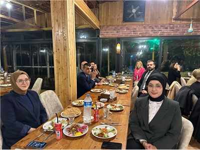 BARO YÖNETİMİMİZ, ANAMUR  DA DÜZENLENEN GECEDE AVUKATLARIMIZLA BİR ARAYA GELDİ