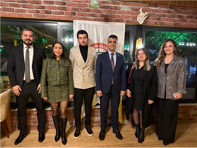 BARO YÖNETİMİMİZ, ANAMUR  DA DÜZENLENEN GECEDE AVUKATLARIMIZLA BİR ARAYA GELDİ