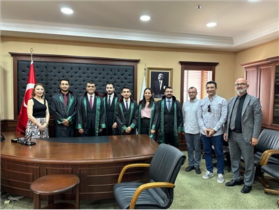 6 STAJYER AVUKATIMIZ CÜBBE GİYDİ