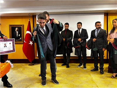6 STAJYER AVUKATIMIZ CÜBBE GİYDİ