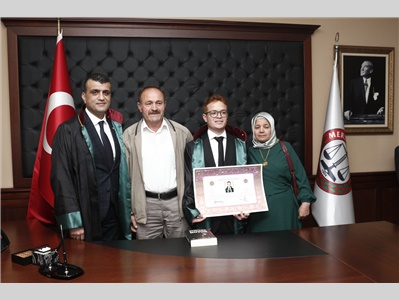 7 STAJYER AVUKATIMIZ CÜBBE GİYDİ