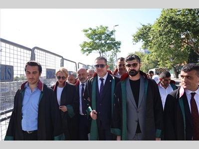 “SAVUNMAYA ÖZGÜRLÜK” YÜRÜYÜŞÜNÜN ENGELLENMESİNİN, DEMOKRASİ VE HUKUK DEVLETİNDE   YERİ YOKTUR !