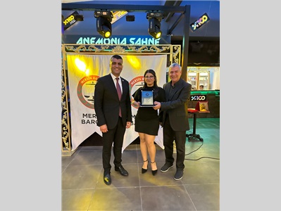 ANAMUR'  DA GÖREV YAPAN AVUKATLIK MESLEĞİNİN DUAYENLERİNE PLAKET TAKDİM EDİLDİ