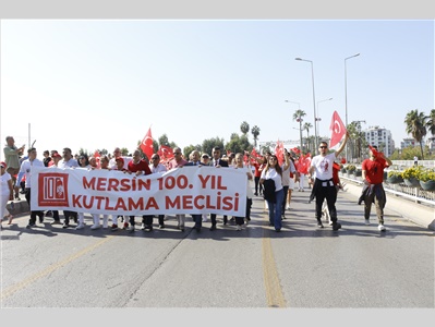 MERSİN 100. YIL BÜYÜK CUMHURİYET YÜRÜYÜŞÜ’NDE TEK YÜREK OLDUK