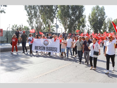MERSİN 100. YIL BÜYÜK CUMHURİYET YÜRÜYÜŞÜ’NDE TEK YÜREK OLDUK