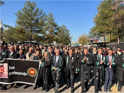 BAROLAR TAHİR ELÇİ’Yİ 10 YIL ÖNCE KATLEDİLDİĞİ YERDE ANDI