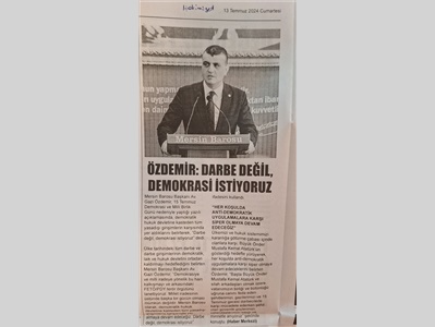 Özdemir: "Darbe değil, demokrasi istiyoruz"