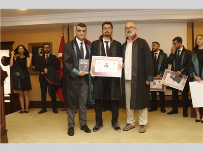 30 STAJYER AVUKATIMIZ CÜBBE GİYDİ