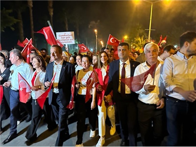 BAŞKANIMIZ, MERSİN BÜYÜKŞEHİR BELESİYESİ'NİN HALK YÜRÜYÜŞÜNE KATILDI