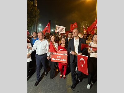 BAŞKANIMIZ, MERSİN BÜYÜKŞEHİR BELESİYESİ'NİN HALK YÜRÜYÜŞÜNE KATILDI