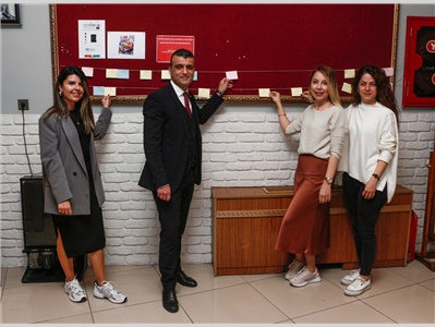 DİLEK PANOSU PROJESİYLE ÇOCUKLAR HAYALLERİNE KAVUŞUYOR