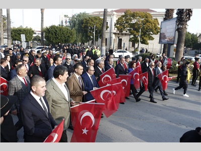 MERSİNİMİZİN KURTULUŞ GÜNÜNÜ TÖRENLE KUTLADIK