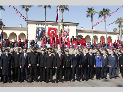 MERSİNİMİZİN KURTULUŞ GÜNÜNÜ TÖRENLE KUTLADIK