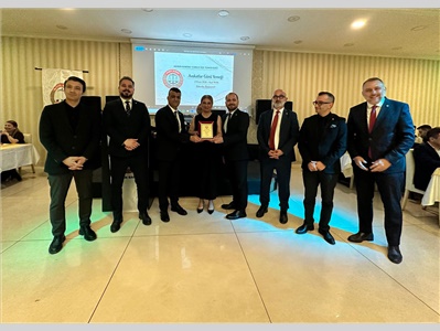 TARSUS’TA DUAYEN AVUKATLARIMIZA MESLEKTE ONUR PLAKETİ TAKDİM EDİLDİ