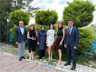 BARO BAŞKANIMIZ ERDEMLİ'  DEKİ AVUKATLARIMIZLA, AVUKATLAR GÜNÜ YEMEĞİNDE BİR ARAYA GELDİ