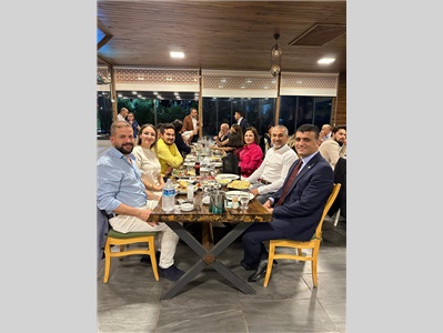 BARO BAŞKANIMIZ ERDEMLİ'  DEKİ AVUKATLARIMIZLA, AVUKATLAR GÜNÜ YEMEĞİNDE BİR ARAYA GELDİ
